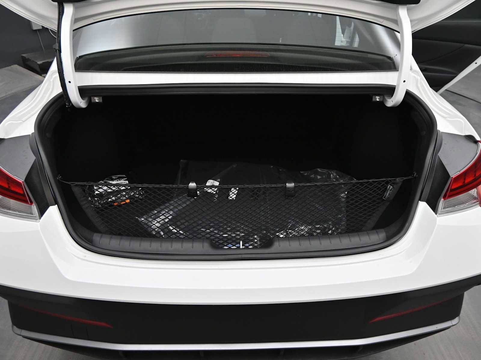 New 2026 Hyundai Elantra Sport image 13