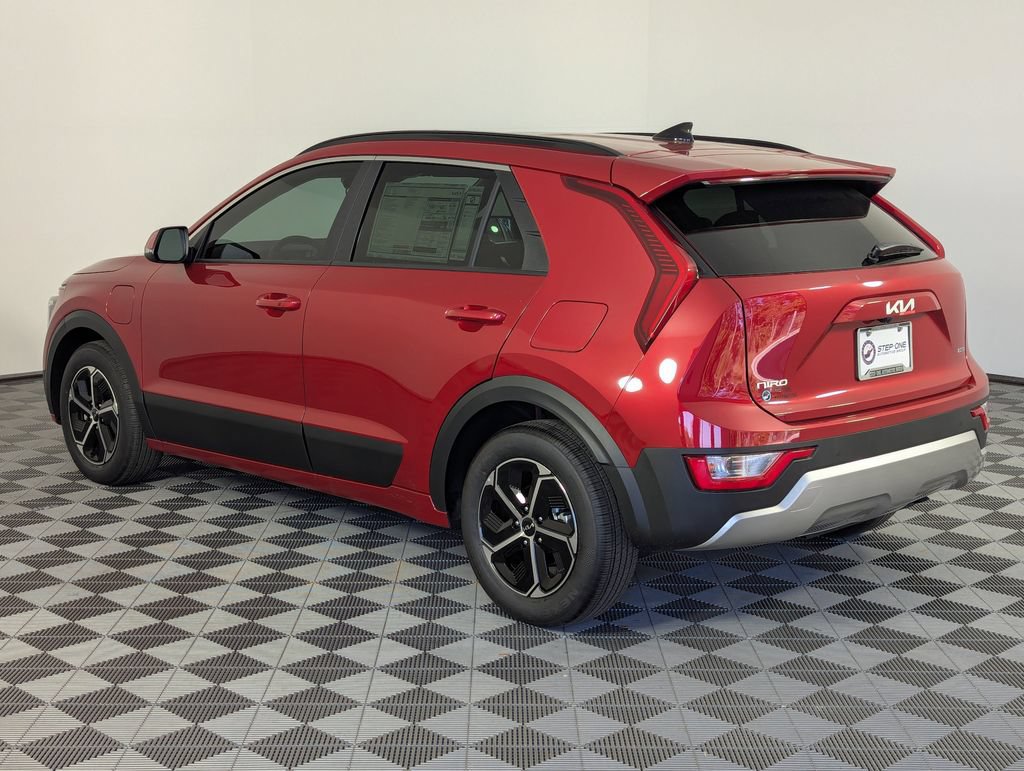 New 2025 Kia Niro EX w/ EX Cold Weather Package FWD image 5