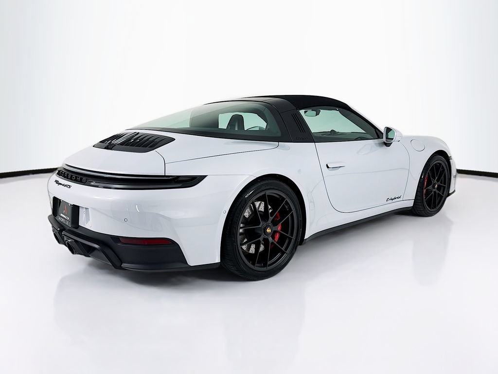 Certified 2025 Porsche 911 Targa 4 GTS AWD/4WD image 7