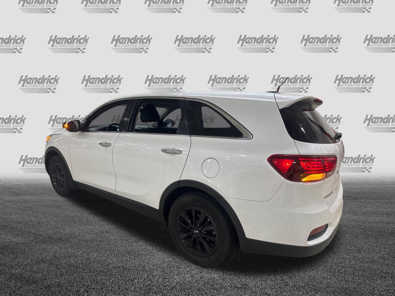 Used 2020 Kia Sorento LX FWD image 7