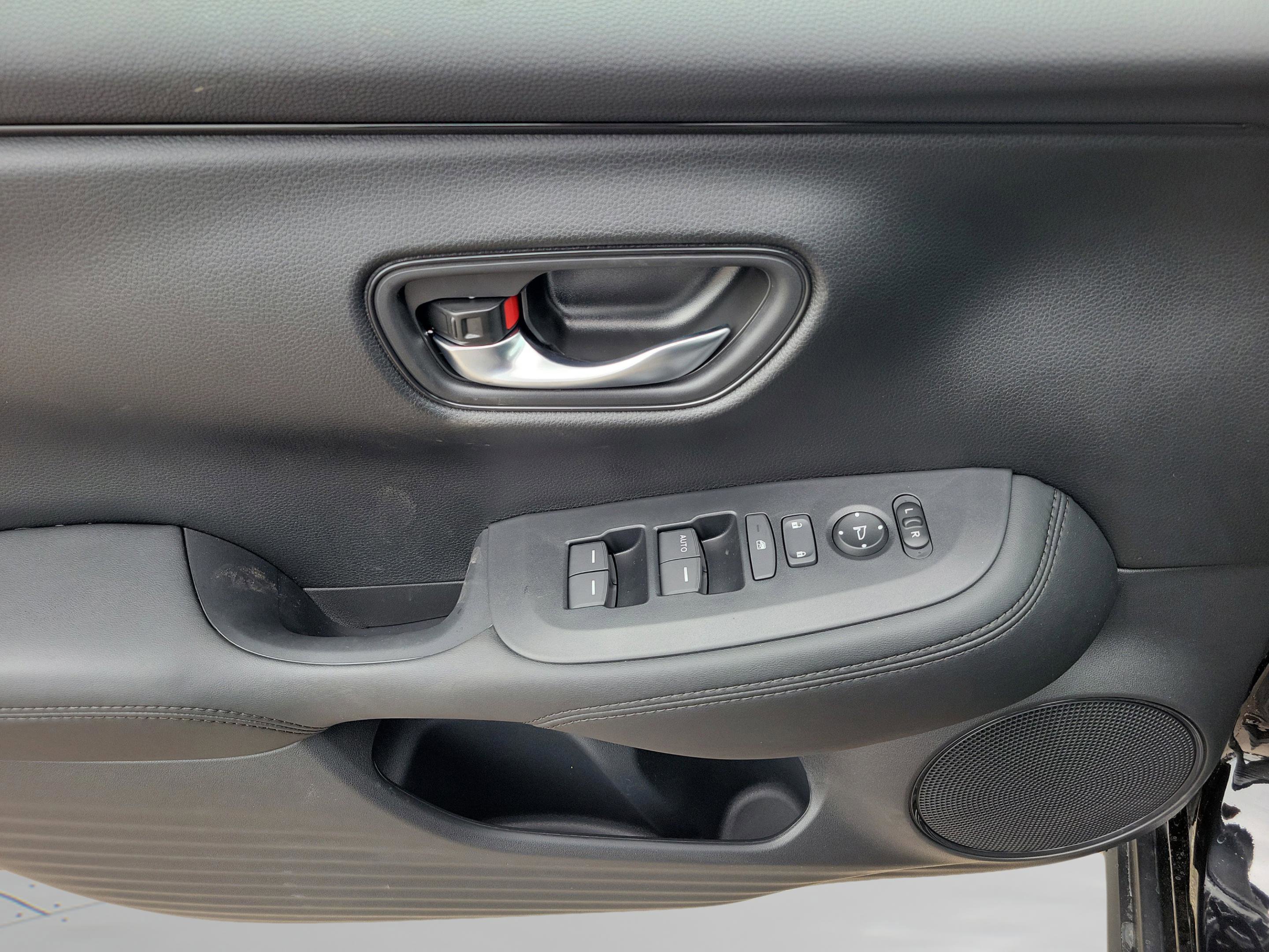 New 2026 Honda HR-V LX image 22