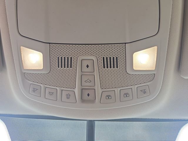 Used 2017 Lincoln MKC Reserve image 27