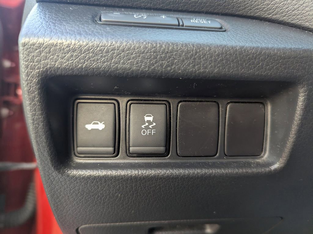 Used 2017 Nissan Altima 2.5 SR w/ Midnight Edition Package image 22