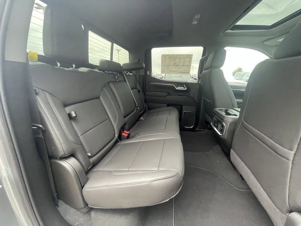New 2026 GMC Sierra 1500 SLT w/ SLT Premium Plus Package image 30