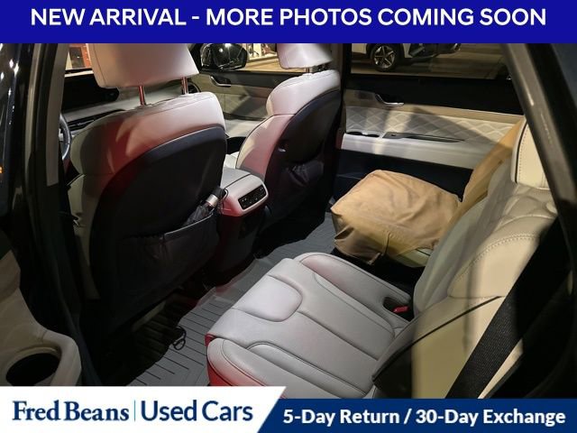 Used 2021 Hyundai Palisade Calligraphy image 17