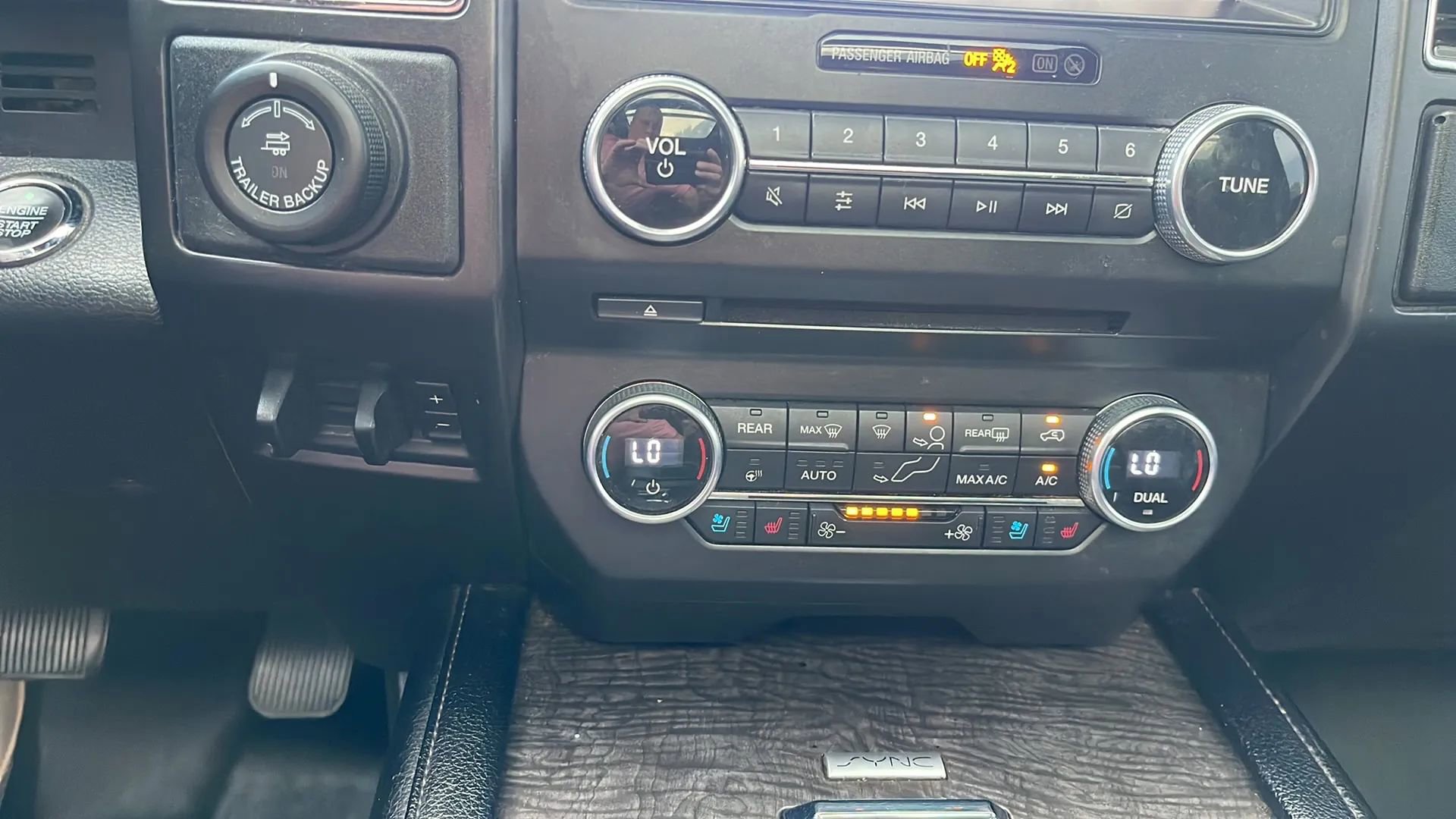 Used 2018 Ford Expedition Max Limited w/ Equipment Group 301A image 28