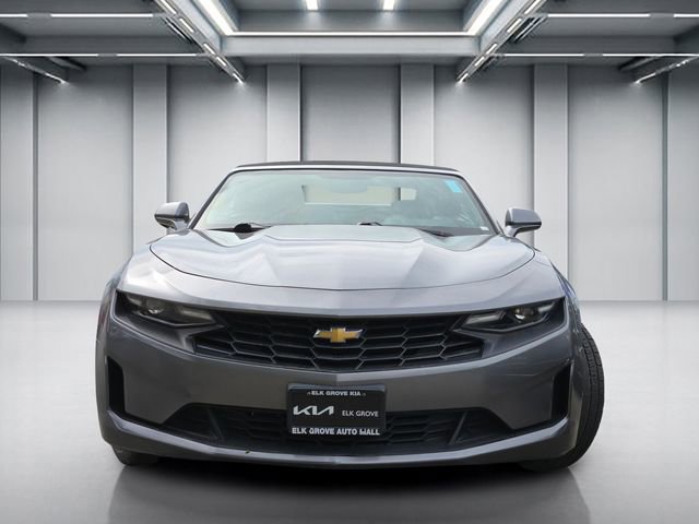 Used 2020 Chevrolet Camaro LT RWD image 2
