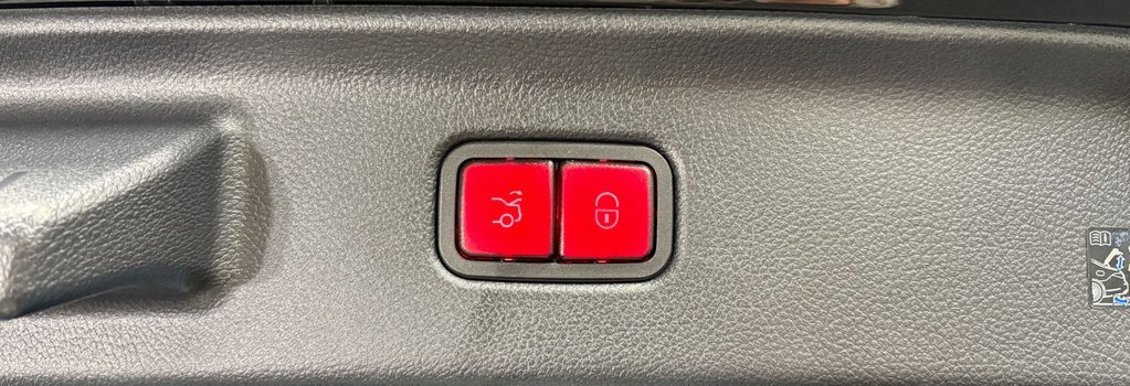 Used 2025 Mercedes-Benz S 63 AMG S image 35