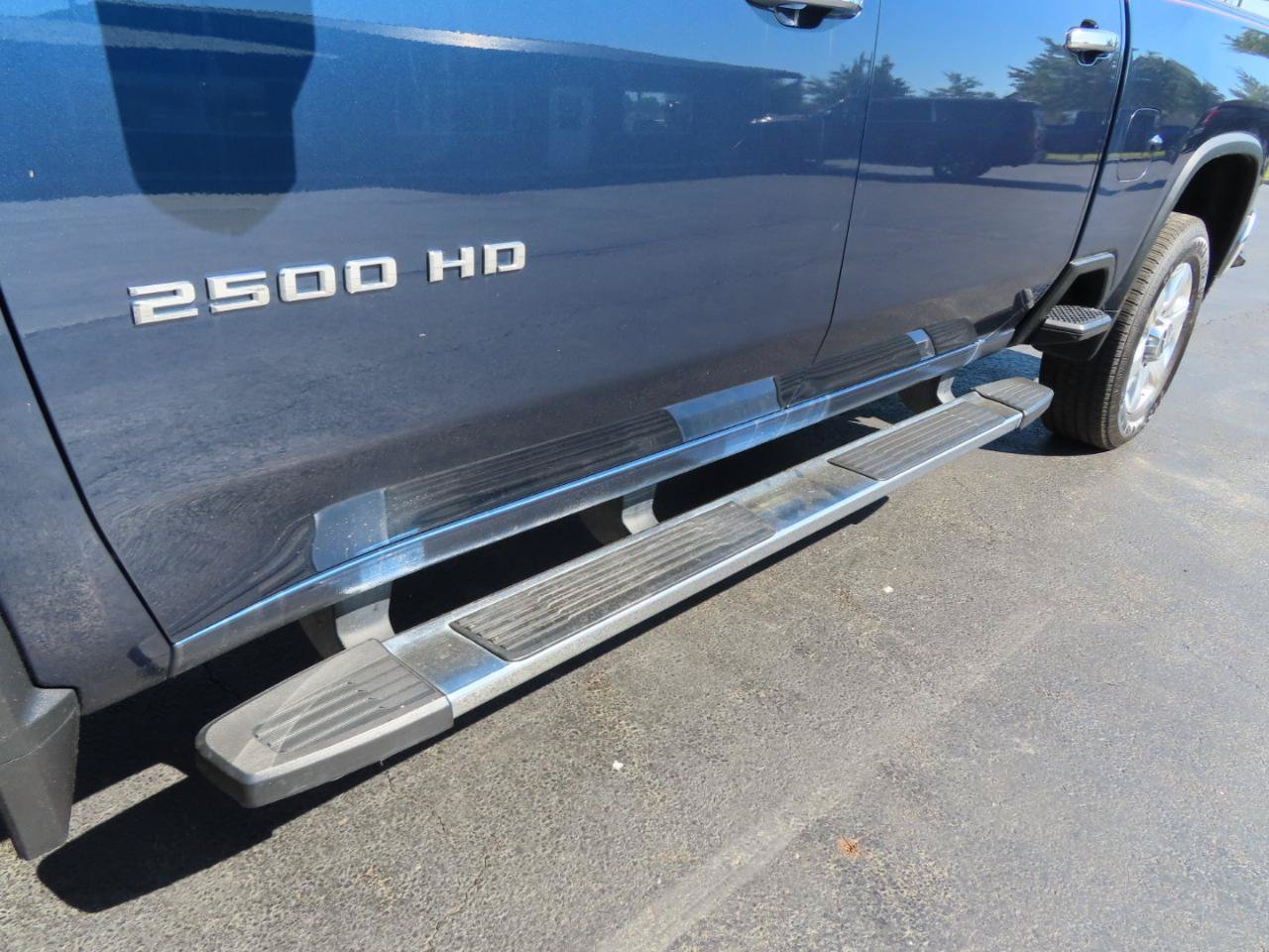 Used 2020 Chevrolet Silverado 2500 LTZ w/ LTZ Plus Package AWD/4WD image 15