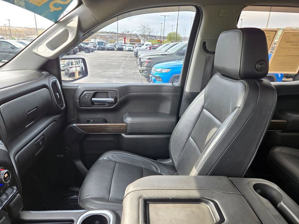 Used 2020 Chevrolet Silverado 1500 RST AWD/4WD image 27