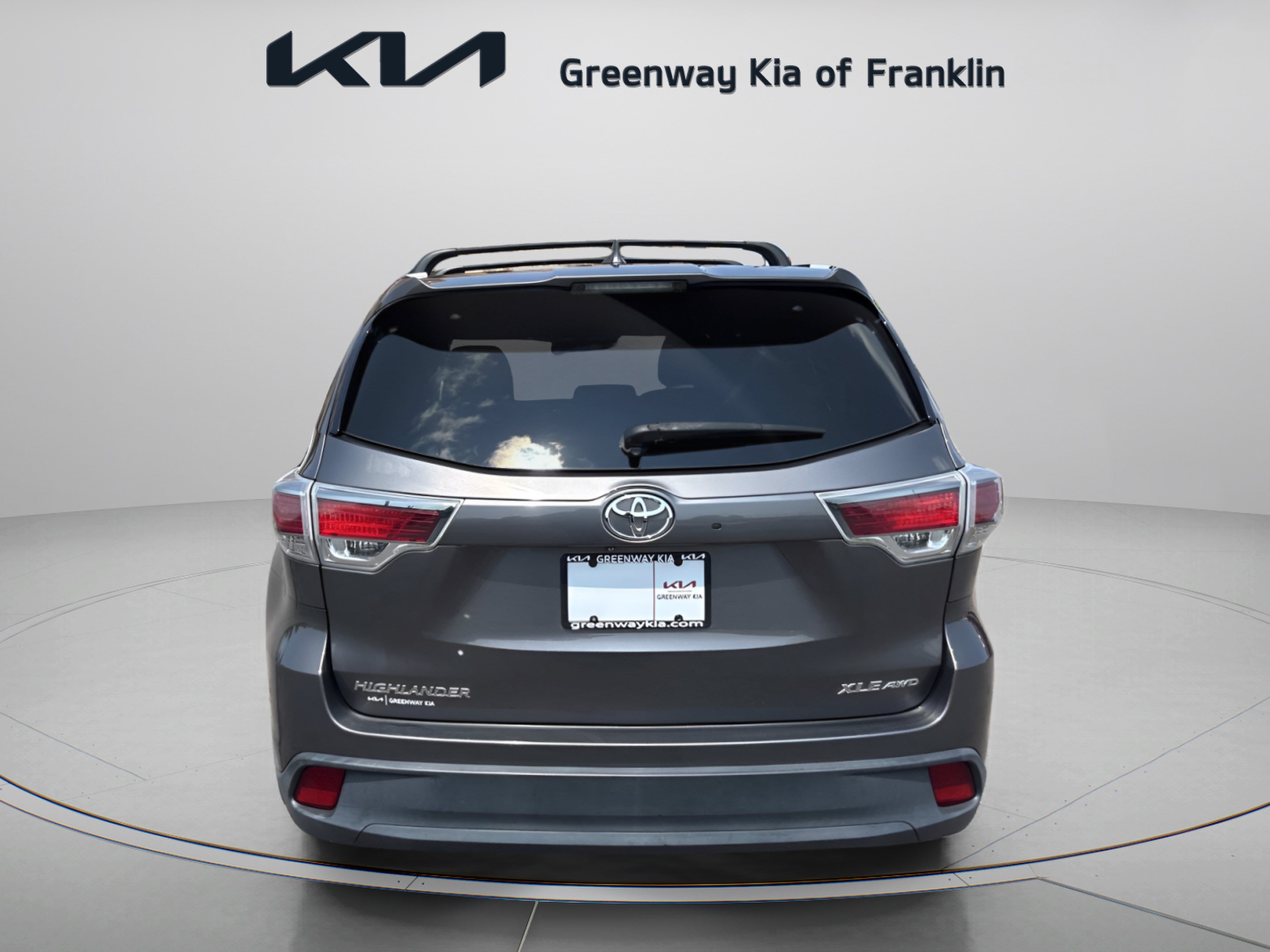 Used 2015 Toyota Highlander XLE AWD/4WD image 6