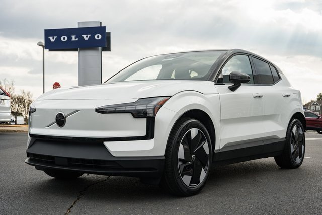 New 2026 Volvo EX30 Plus image 3