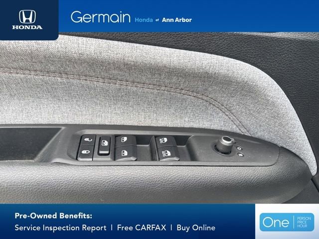 Used 2023 Jeep Compass Latitude image 18