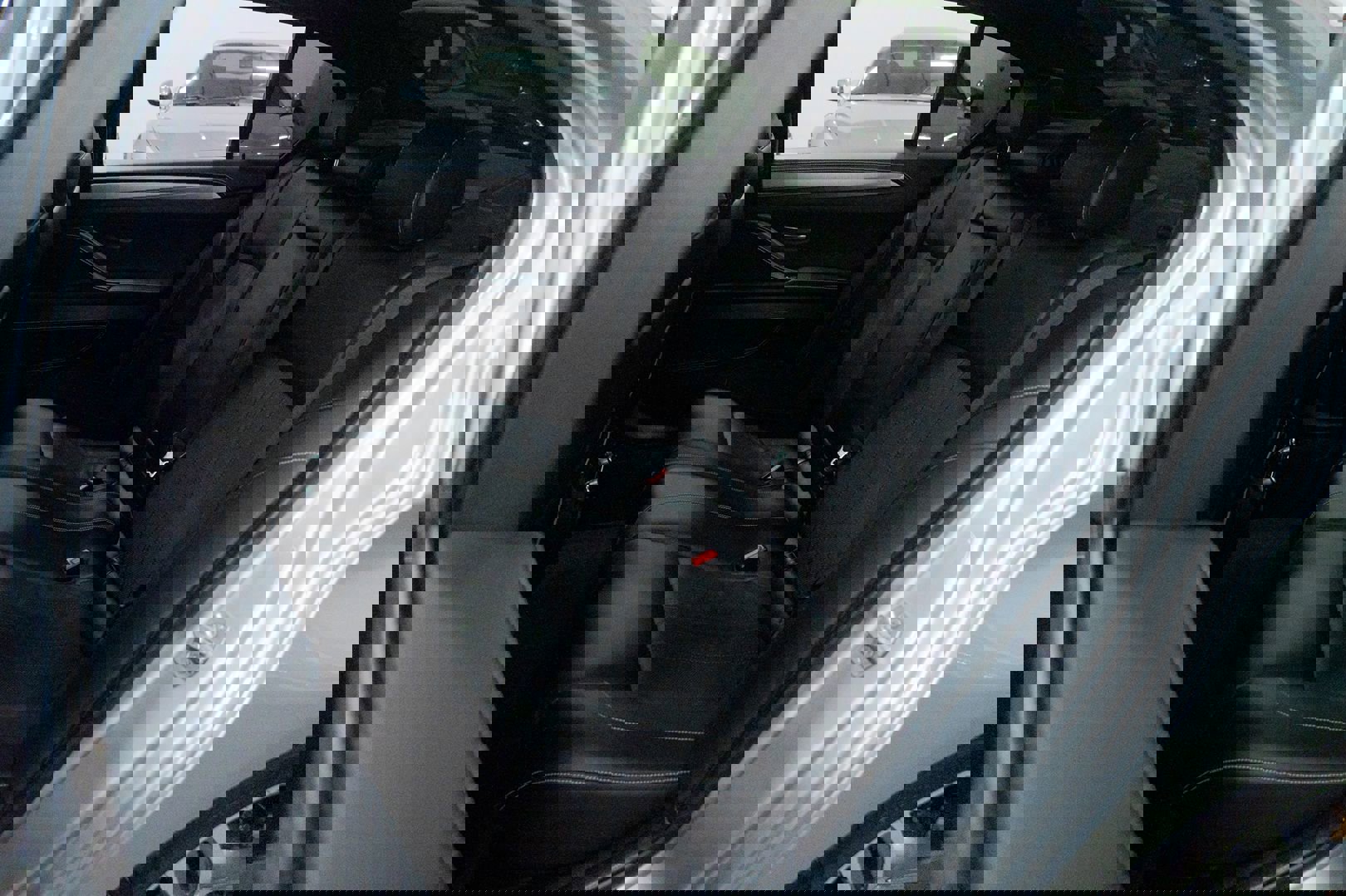 Used 2016 BMW M5 image 26