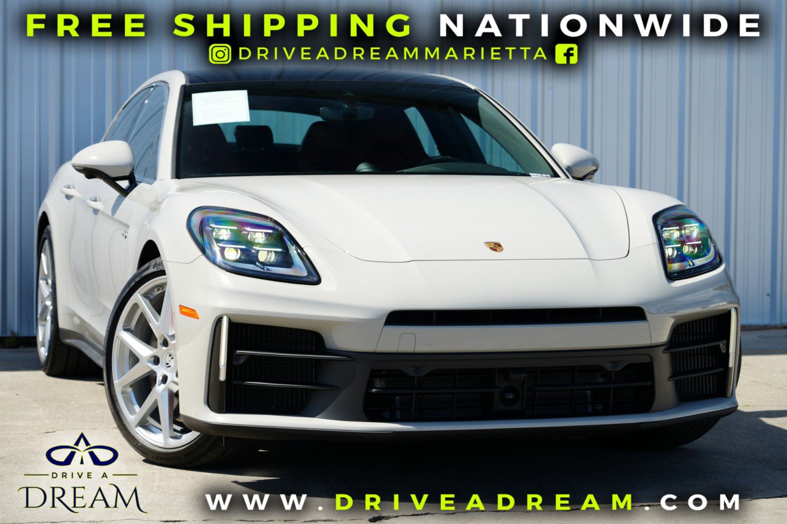 Used 2025 Porsche Panamera 4S w/ Premium Package image 2
