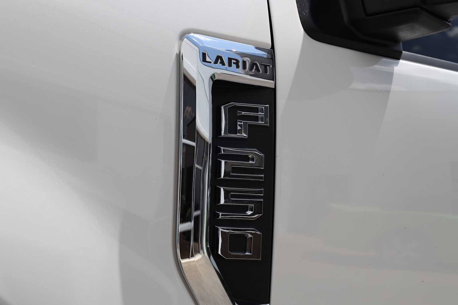 Used 2022 Ford F250 Lariat w/ Lariat Ultimate Package AWD/4WD image 55