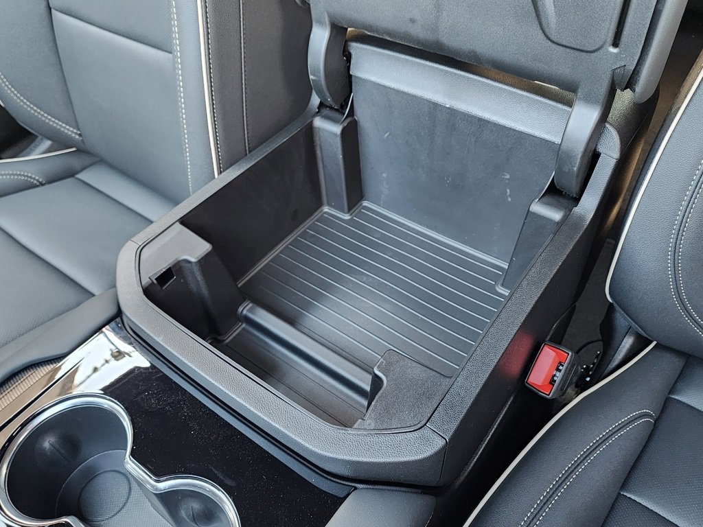 New 2026 GMC Yukon XL Elevation w/ Elevation Premium Package image 35