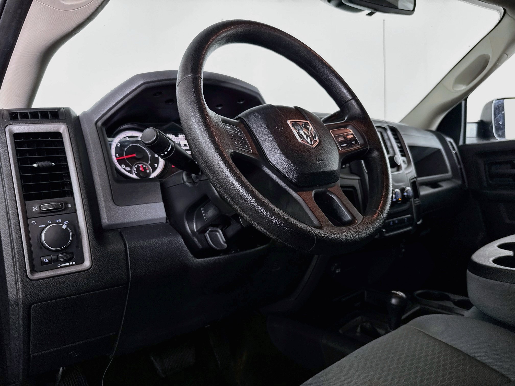Used 2016 RAM 2500 Tradesman w/ Chrome Appearance Group AWD/4WD image 19