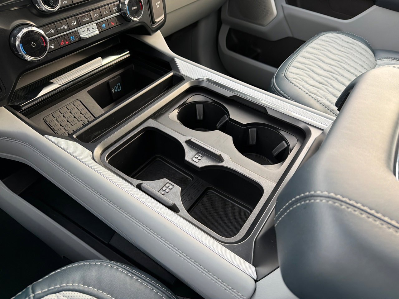 Used 2024 Ford F250 Limited w/ FX4 Off-Road Package image 34