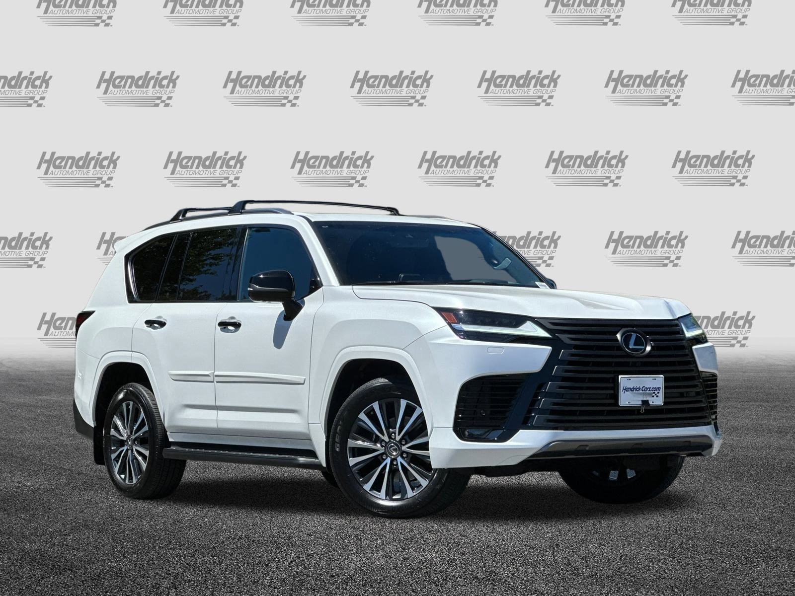 Certified 2023 Lexus LX 600 4WD w/ Premium Package image 2