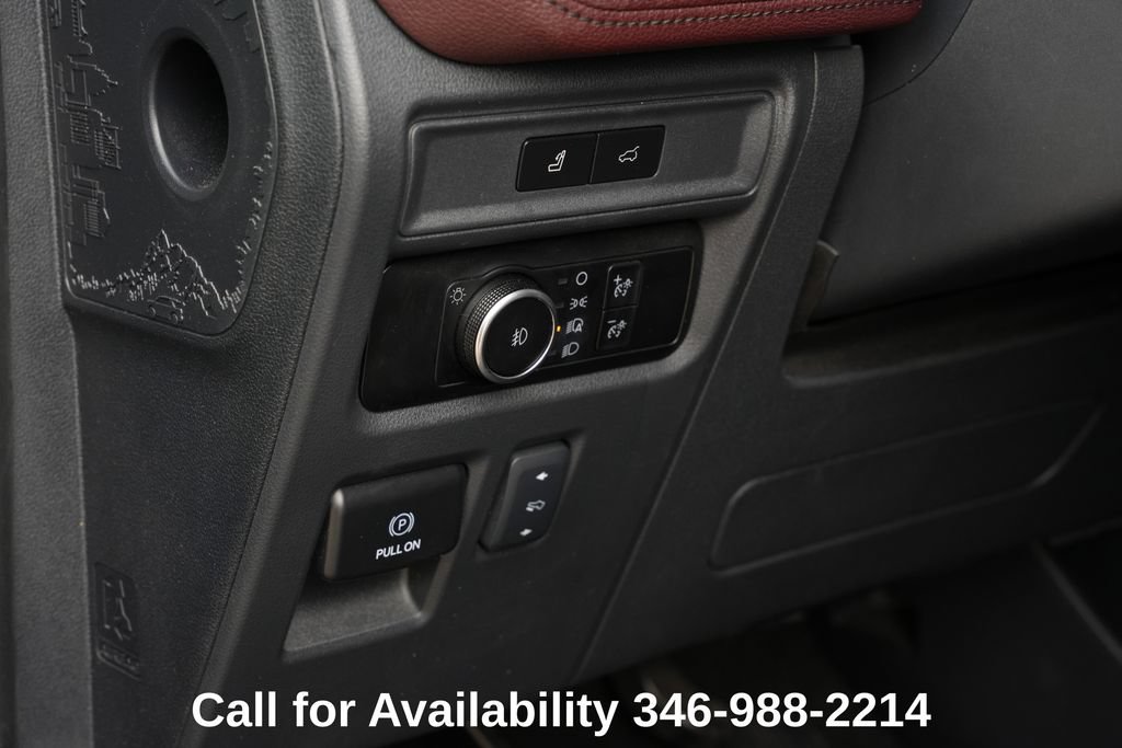 Used 2024 Ford Expedition Max Limited RWD image 18