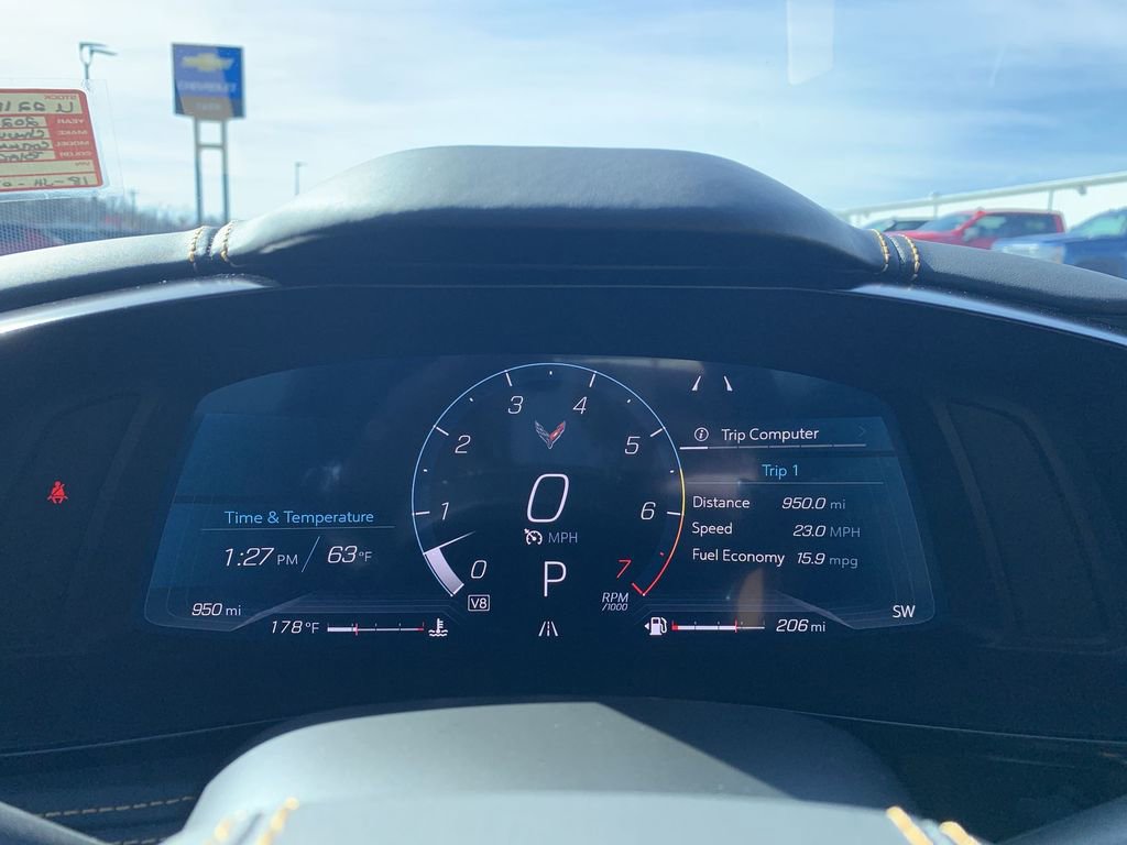 Used 2024 Chevrolet Corvette Stingray Premium Cpe w/ Z51 Performance Package image 10