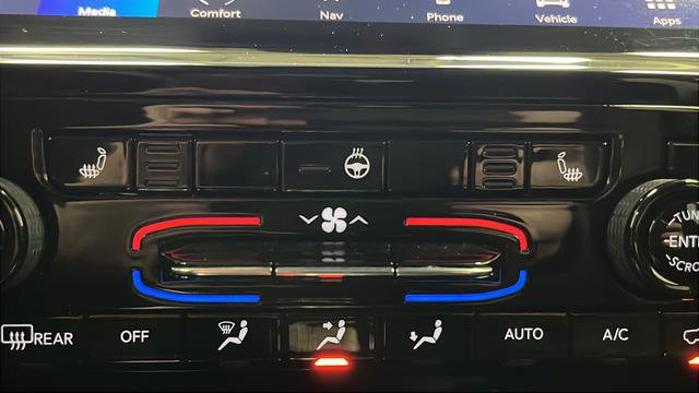 Used 2023 Jeep Grand Cherokee 4WD 4xe image 36