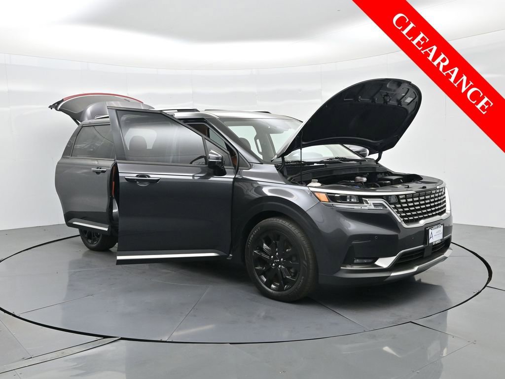 Used 2023 Kia Carnival SX Prestige image 44