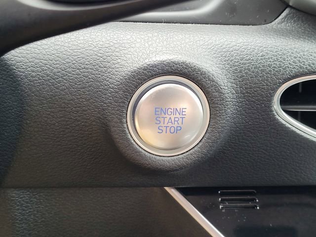 Used 2022 Hyundai Sonata SEL w/ Cargo Package image 17