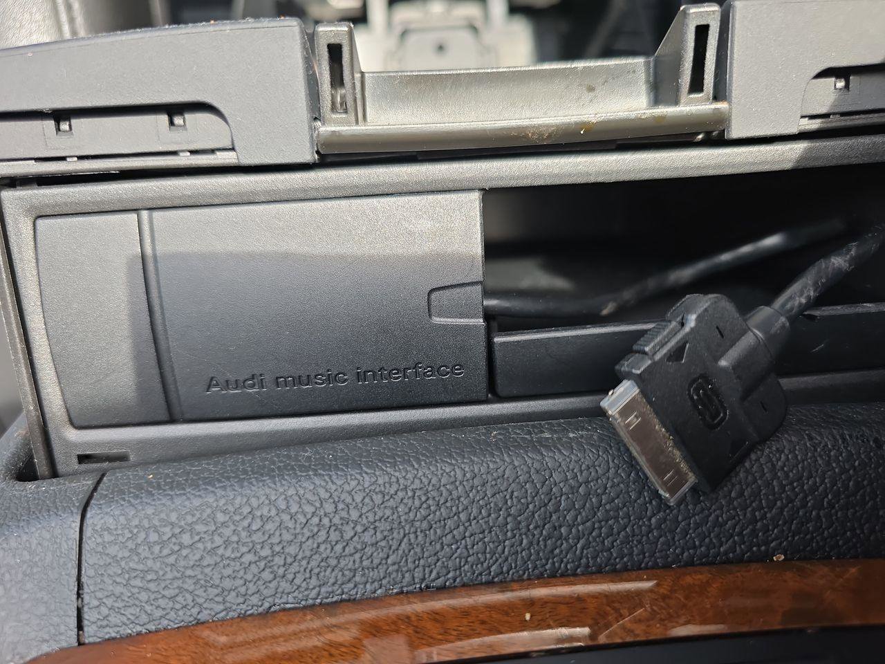 Used 2008 Audi Q7 3.6 Premium image 26