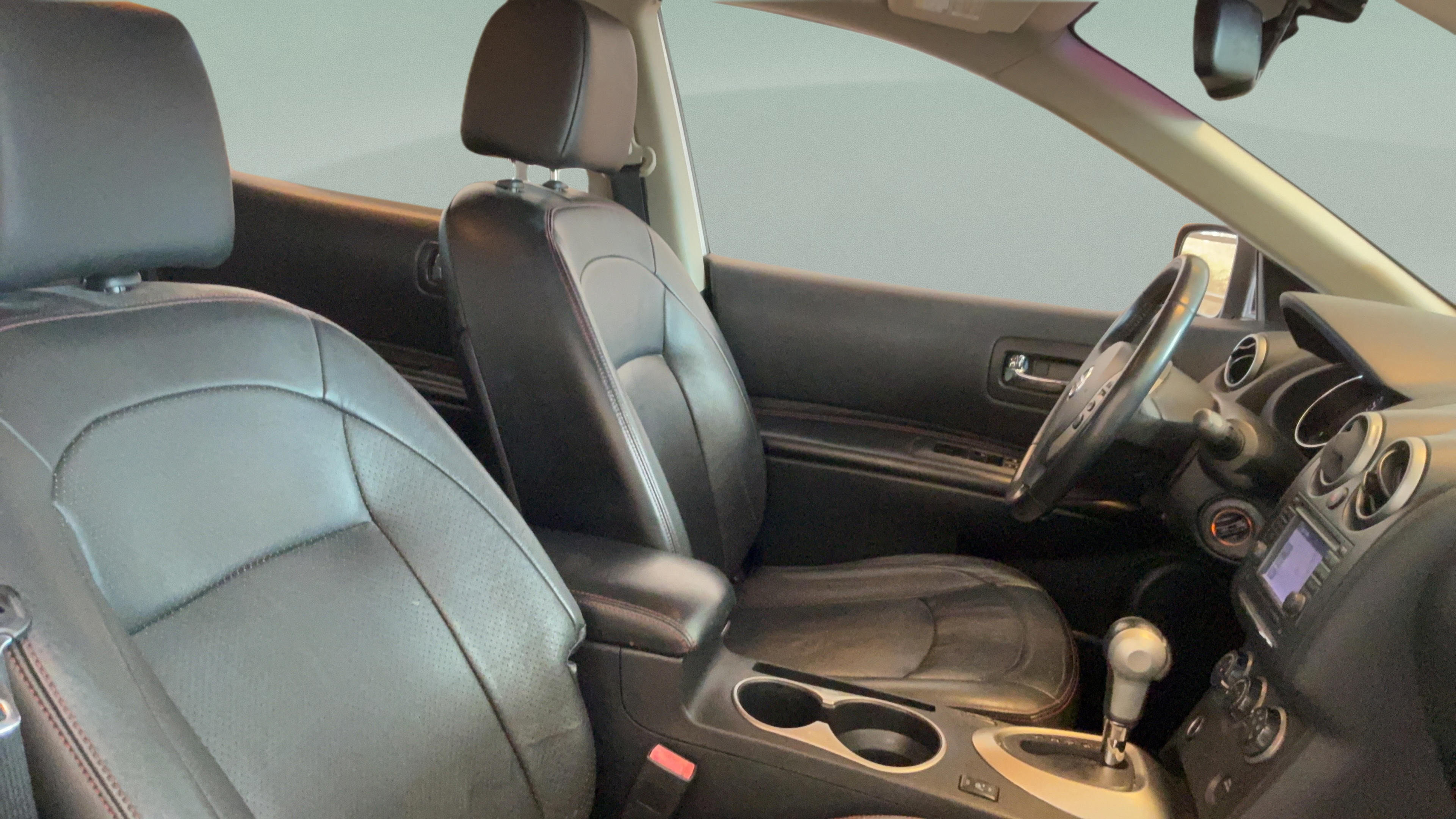 Used 2011 Nissan Rogue SV w/ SL Pkg AWD/4WD image 37