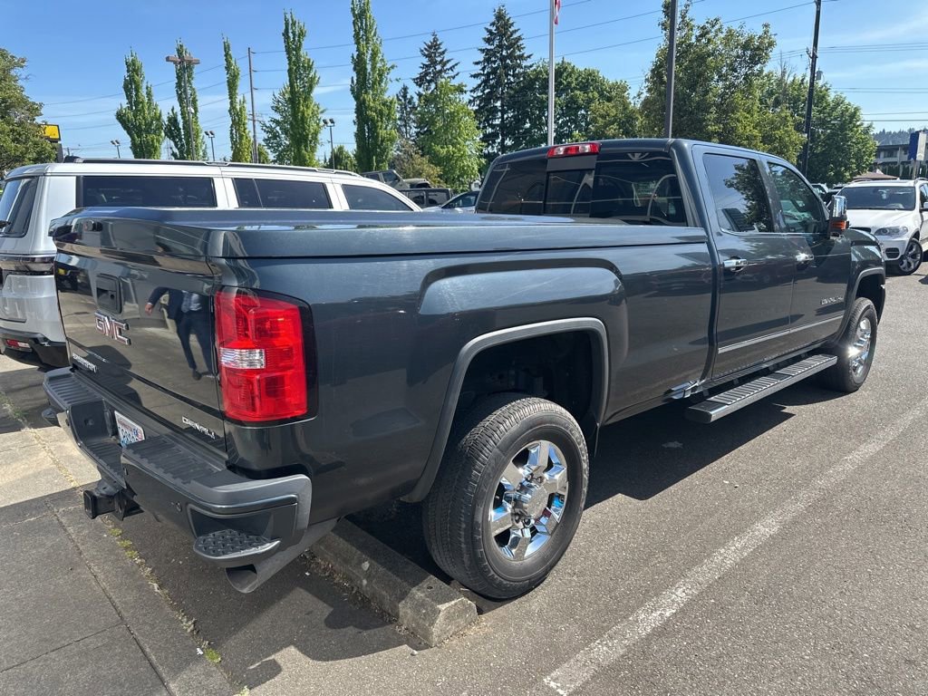 Used 2019 GMC Sierra 3500 Denali w/ Duramax Plus Package AWD/4WD image 5
