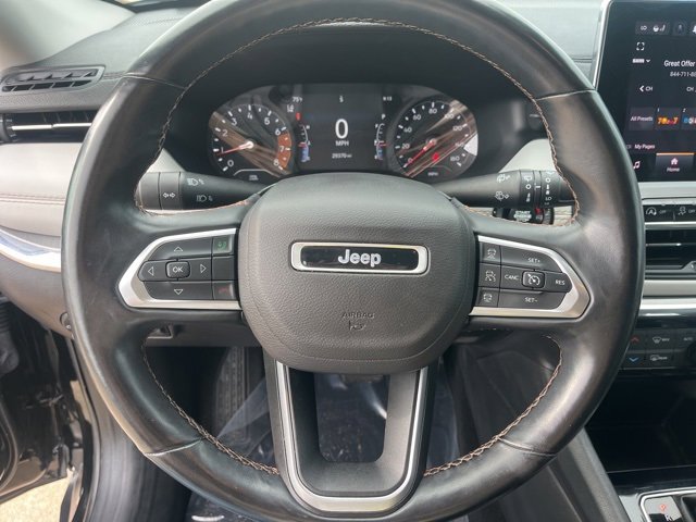 Used 2022 Jeep Compass Limited image 18