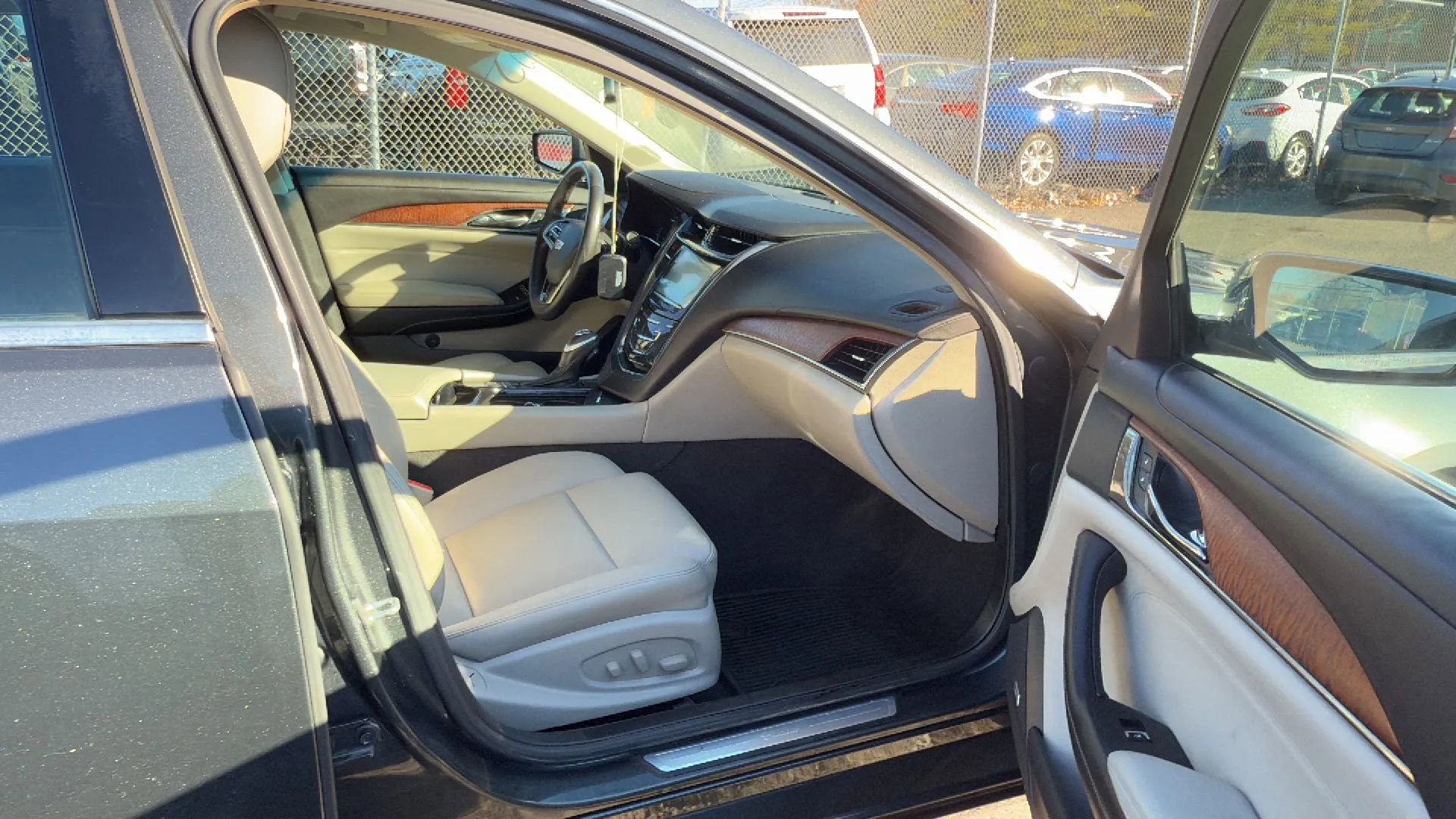 Used 2015 Cadillac CTS AWD Sedan image 24