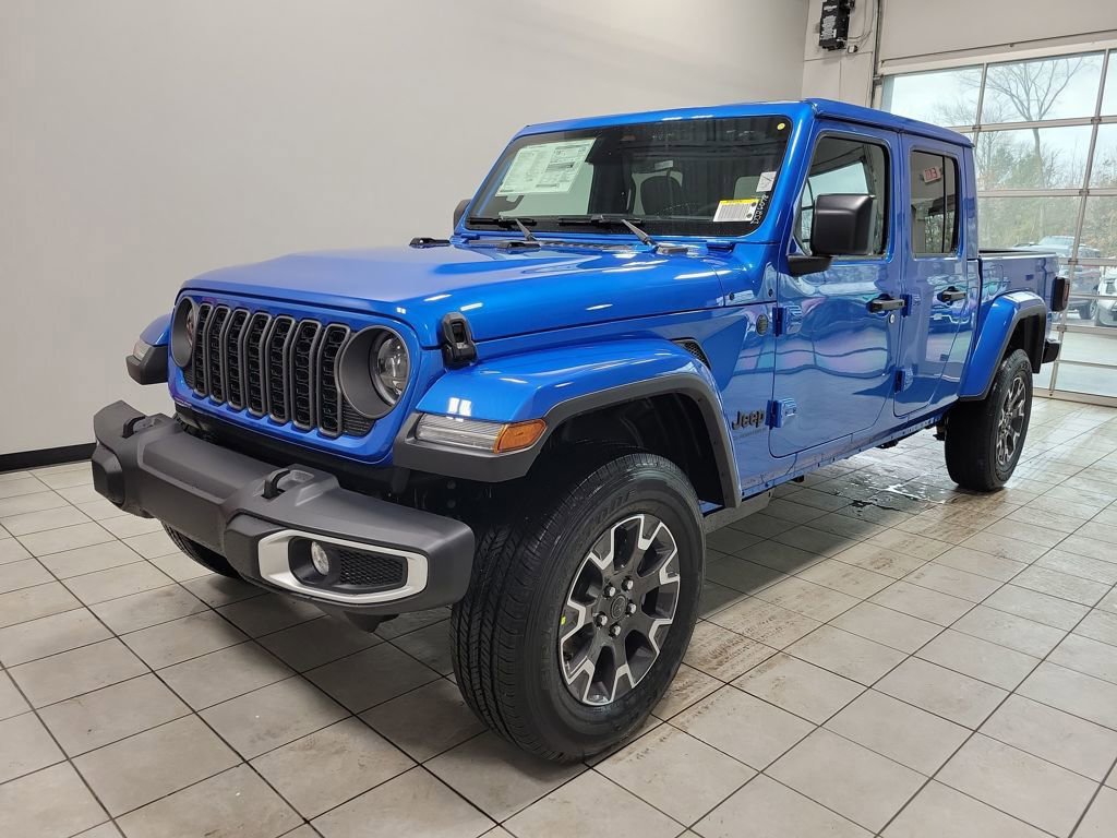 New 2026 Jeep Gladiator Sahara image 3