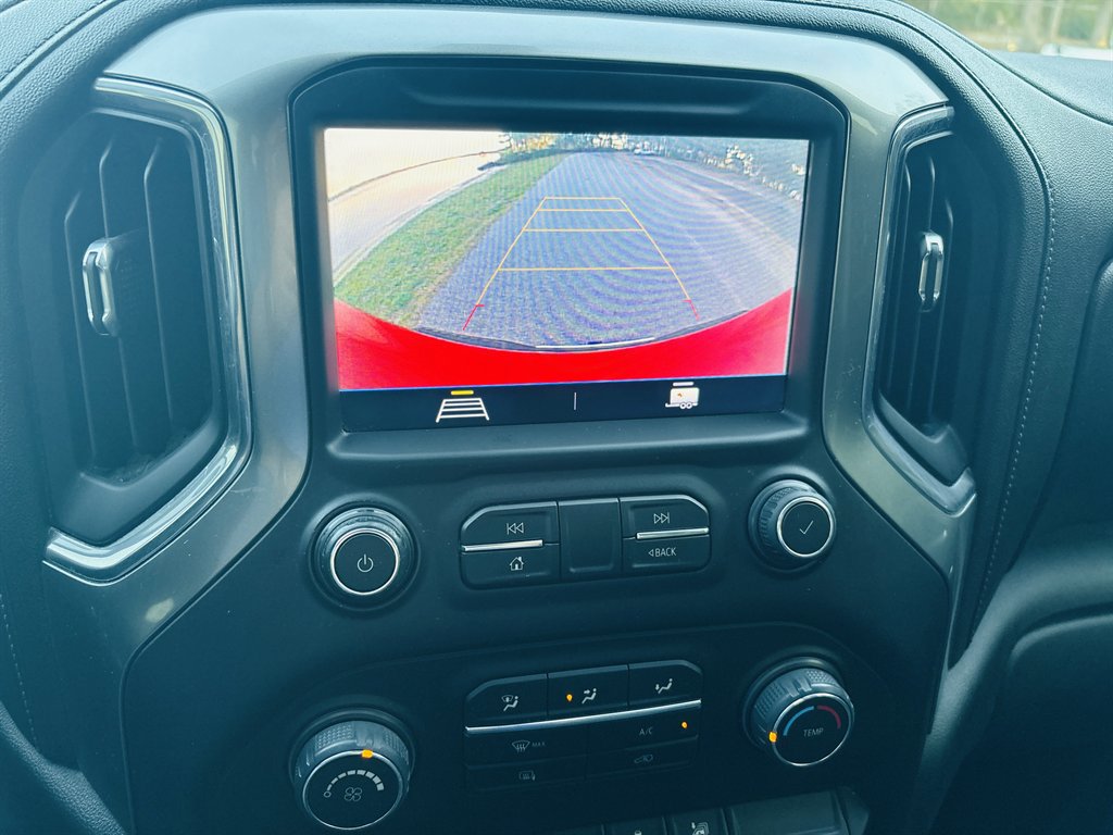 Used 2020 Chevrolet Silverado 1500 LT w/ Trailering Package image 10