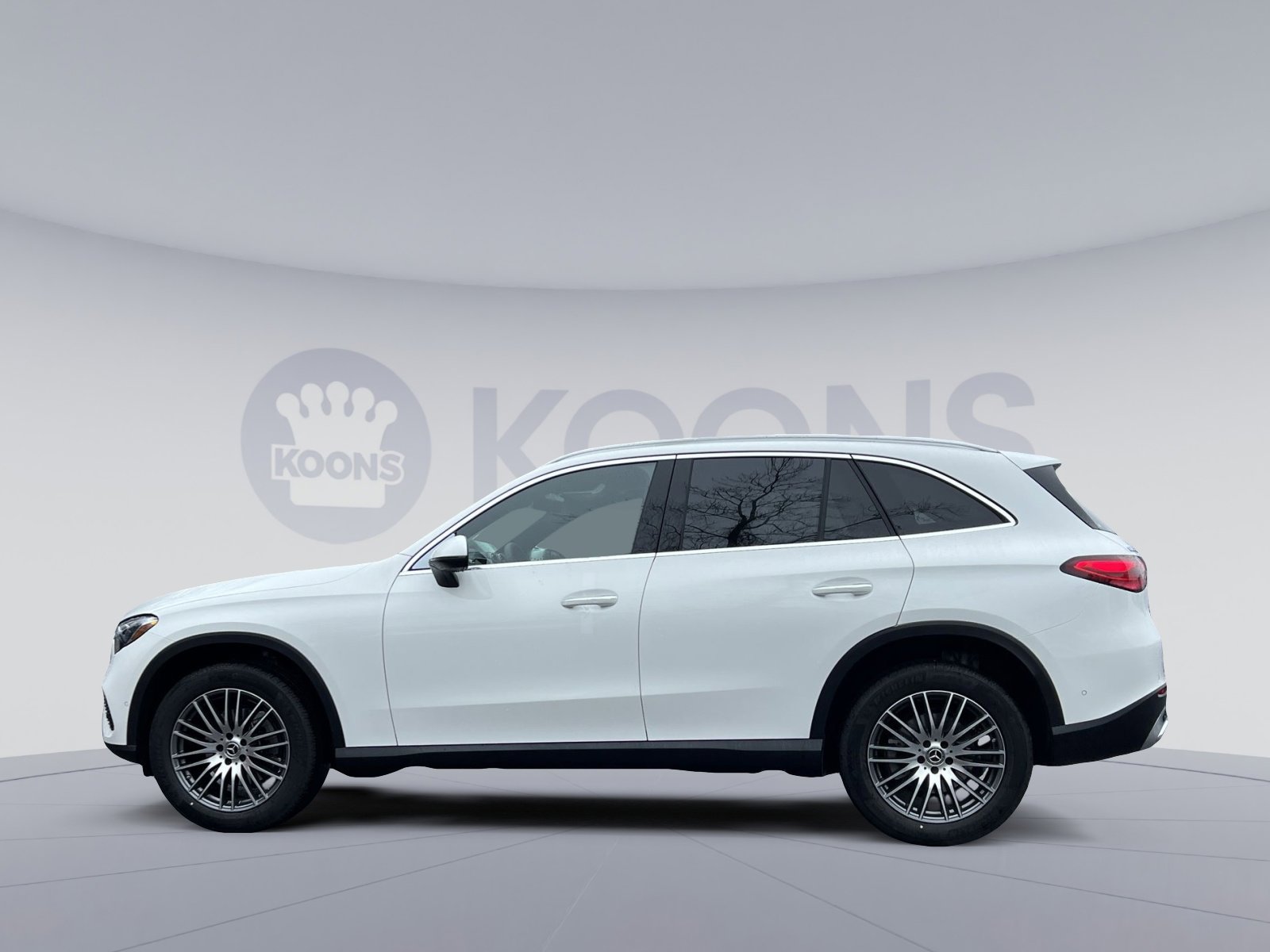 New 2026 Mercedes-Benz GLC 300 4MATIC image 2