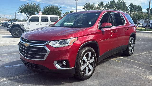 Used 2018 Chevrolet Traverse LT w/ LPO, Floor Liner Package FWD image 3