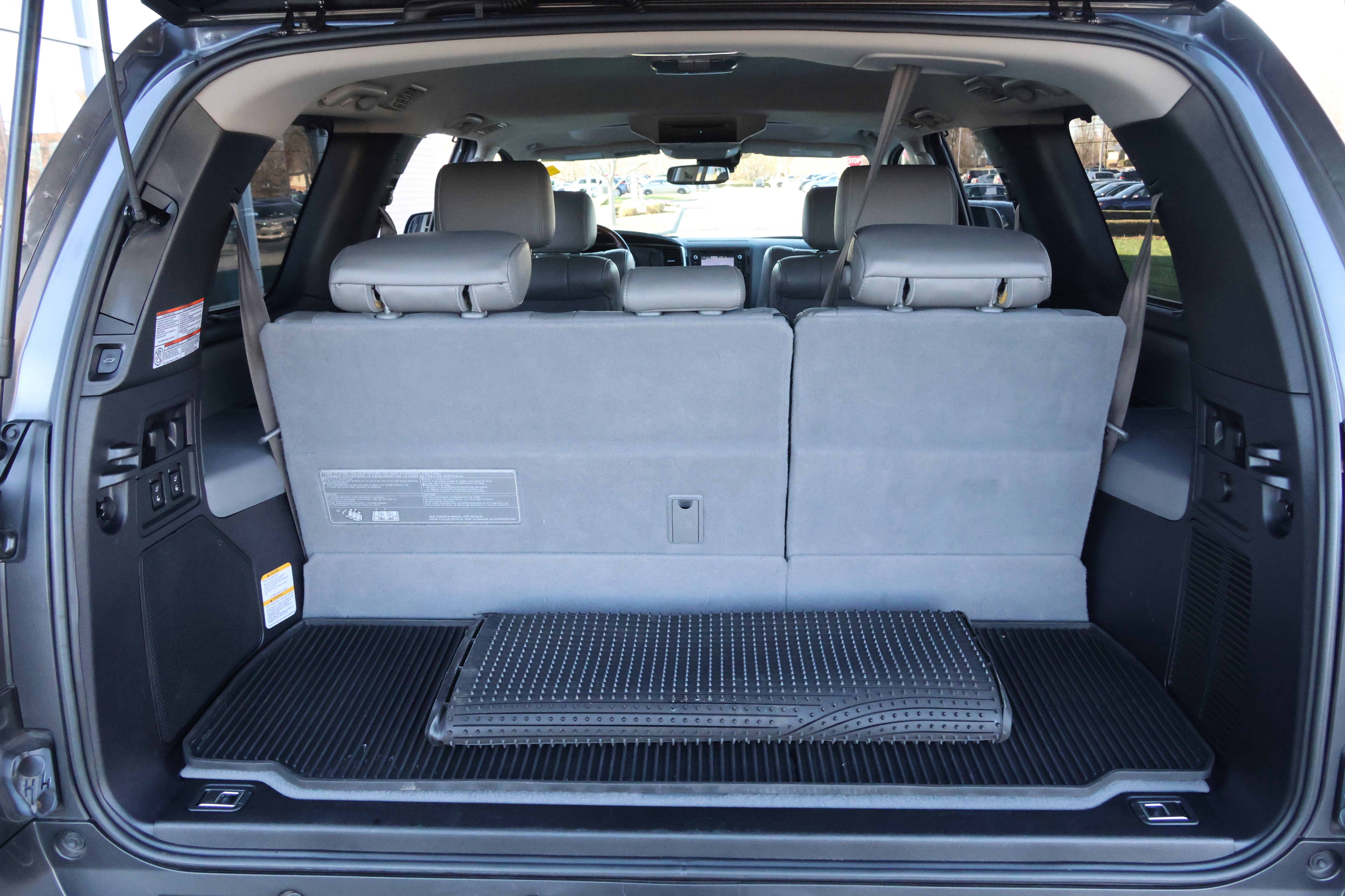 Used 2018 Toyota Sequoia Platinum image 37