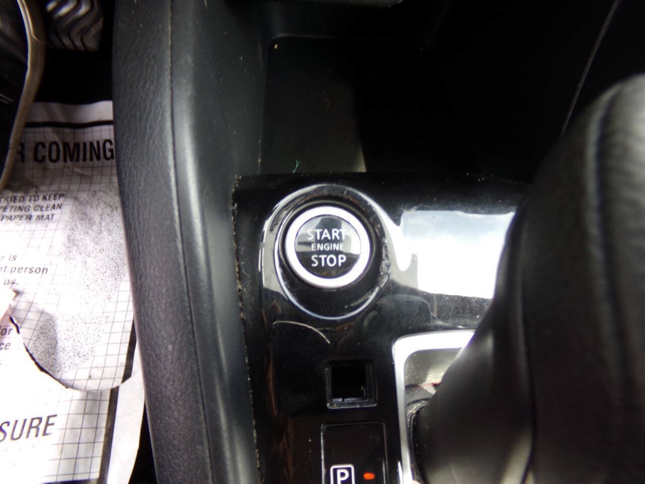 Used 2020 Nissan Versa S FWD image 20