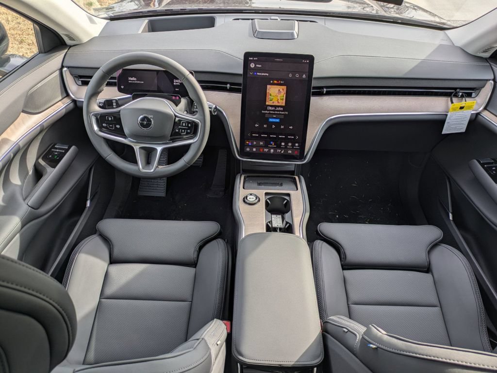 New 2025 Volvo EX90 Ultra AWD/4WD image 16