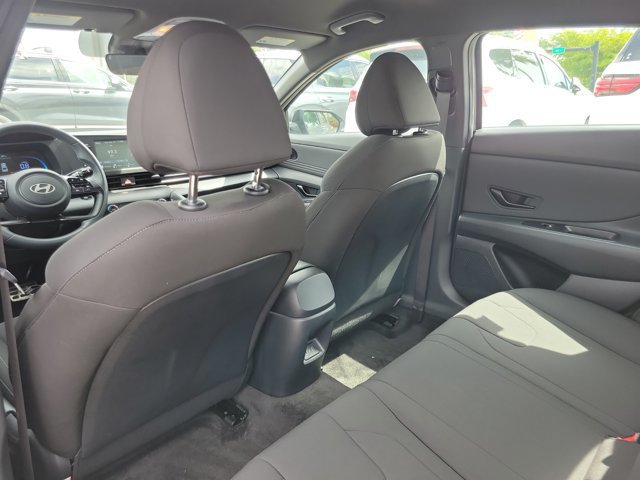 Used 2026 Hyundai Elantra Sport FWD image 8