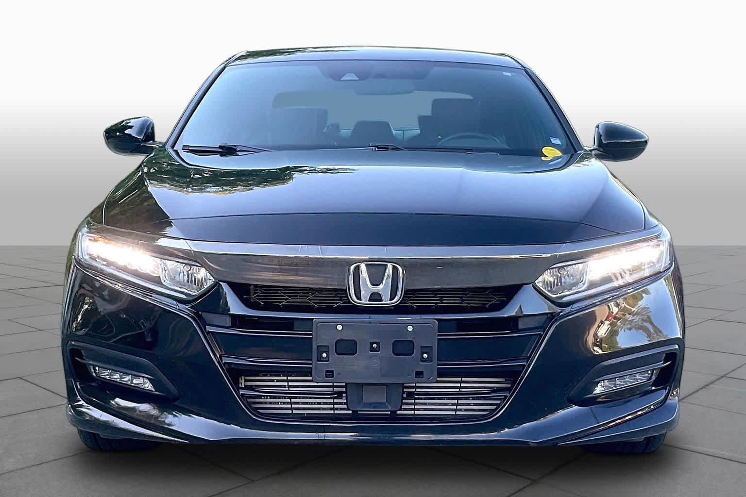 Used 2020 Honda Accord Sport image 3