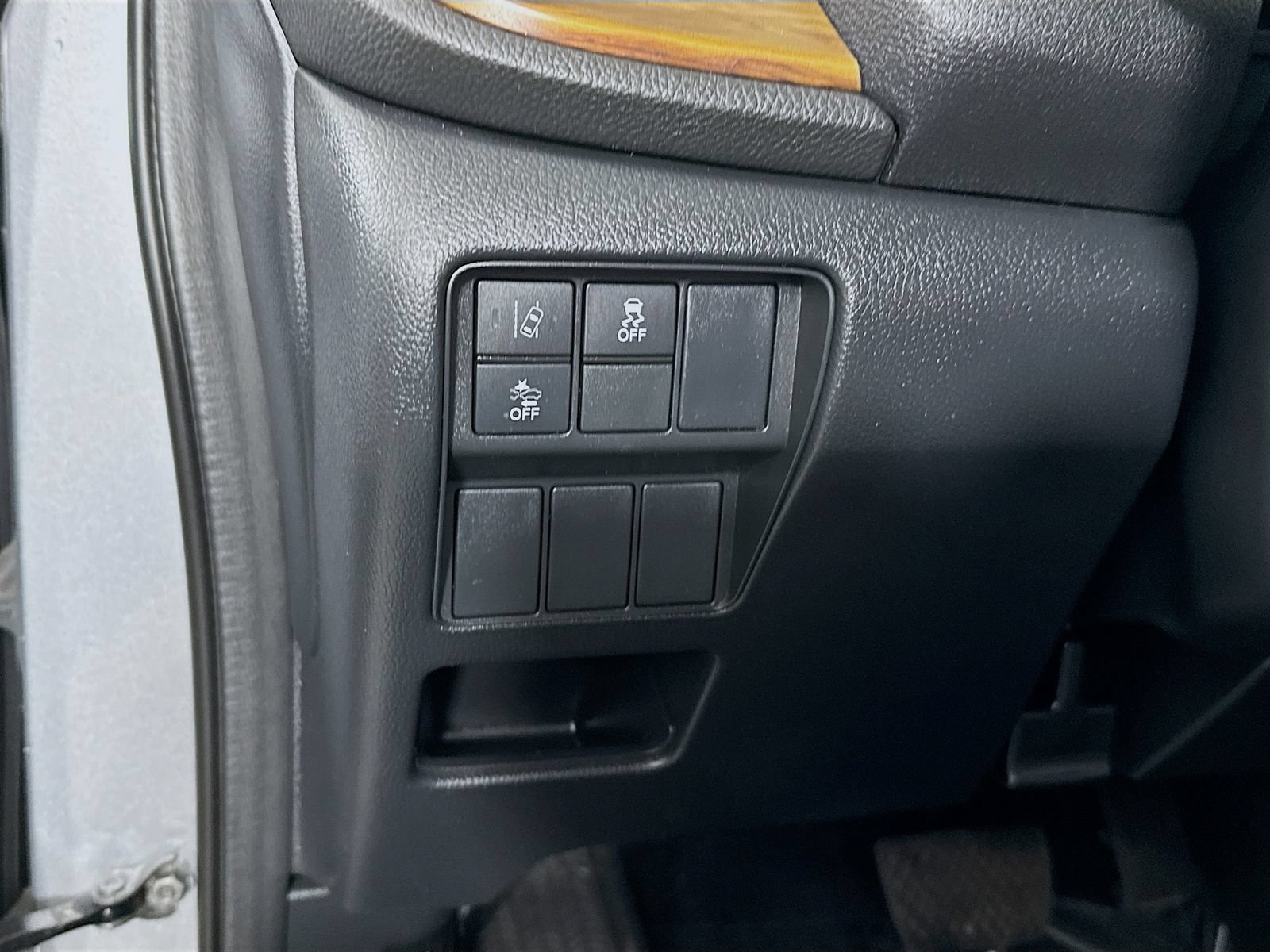 Used 2017 Honda CR-V EX image 11