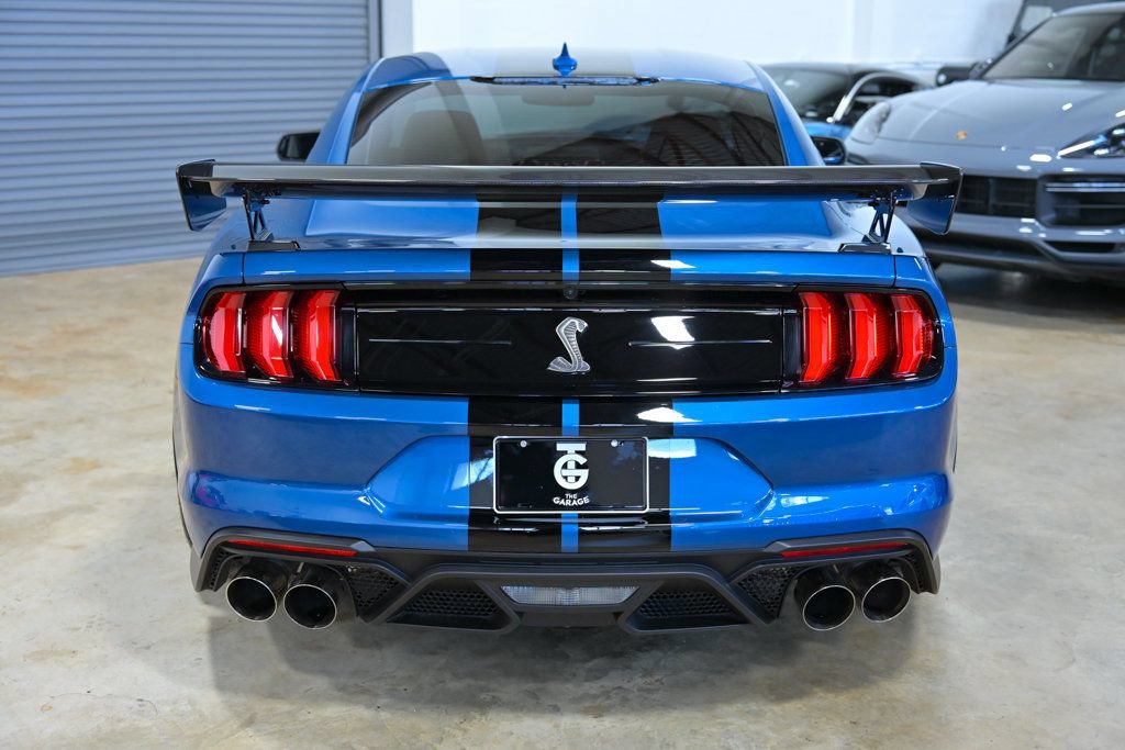 Used 2020 Ford Mustang Shelby GT500 w/ Carbon Fibre Track Pack RWD image 14
