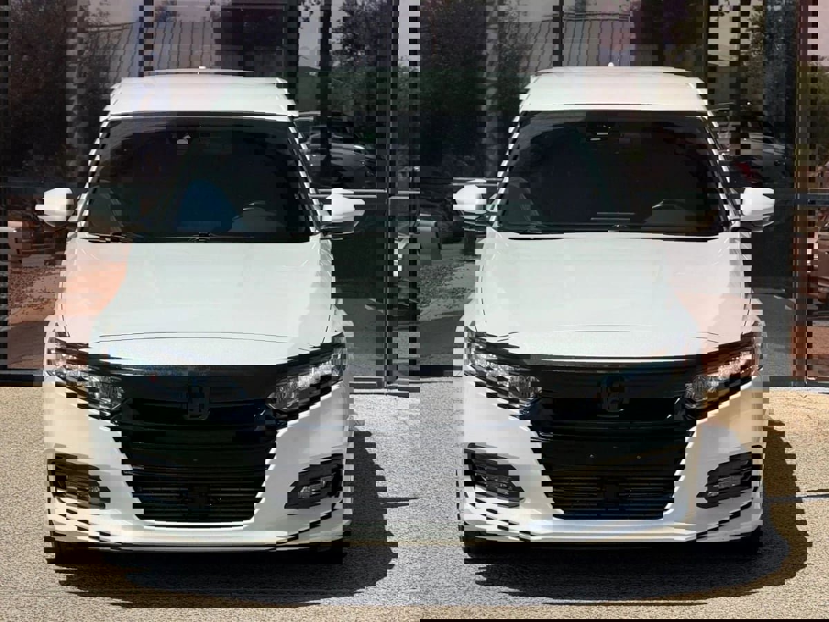 Used 2018 Honda Accord Sport image 23