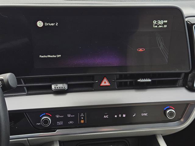 Used 2023 Kia Sportage EX image 12