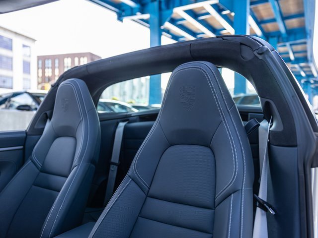 Certified 2023 Porsche 911 Targa 4S image 5