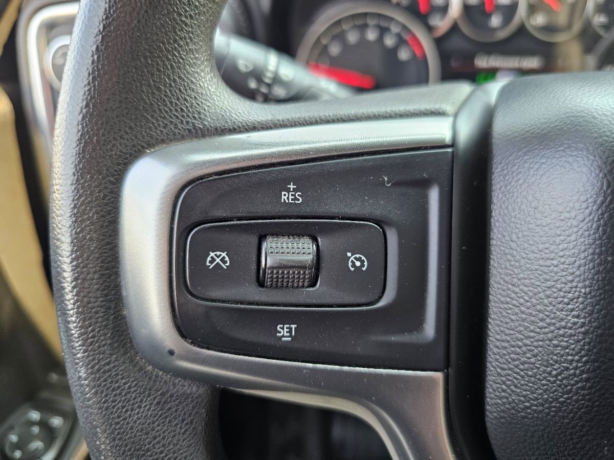 Used 2020 Chevrolet Silverado 1500 LT w/ Remote Start Package image 32