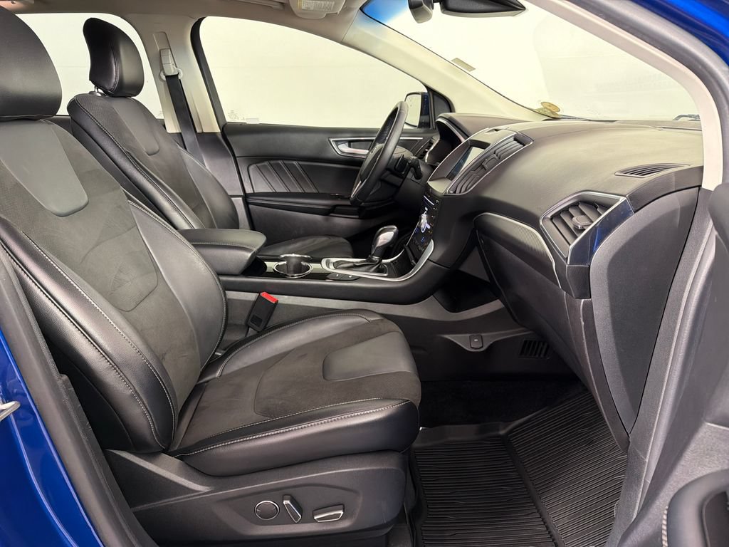Used 2018 Ford Edge Sport w/ Equipment Group 401A AWD/4WD image 22